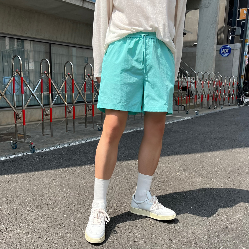 ナイロン防水ショートパンツ | ファッション通販サイト NUGU