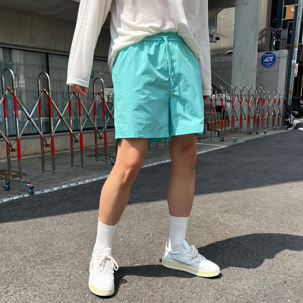 ナイロン防水ショートパンツ | ファッション通販サイト NUGU